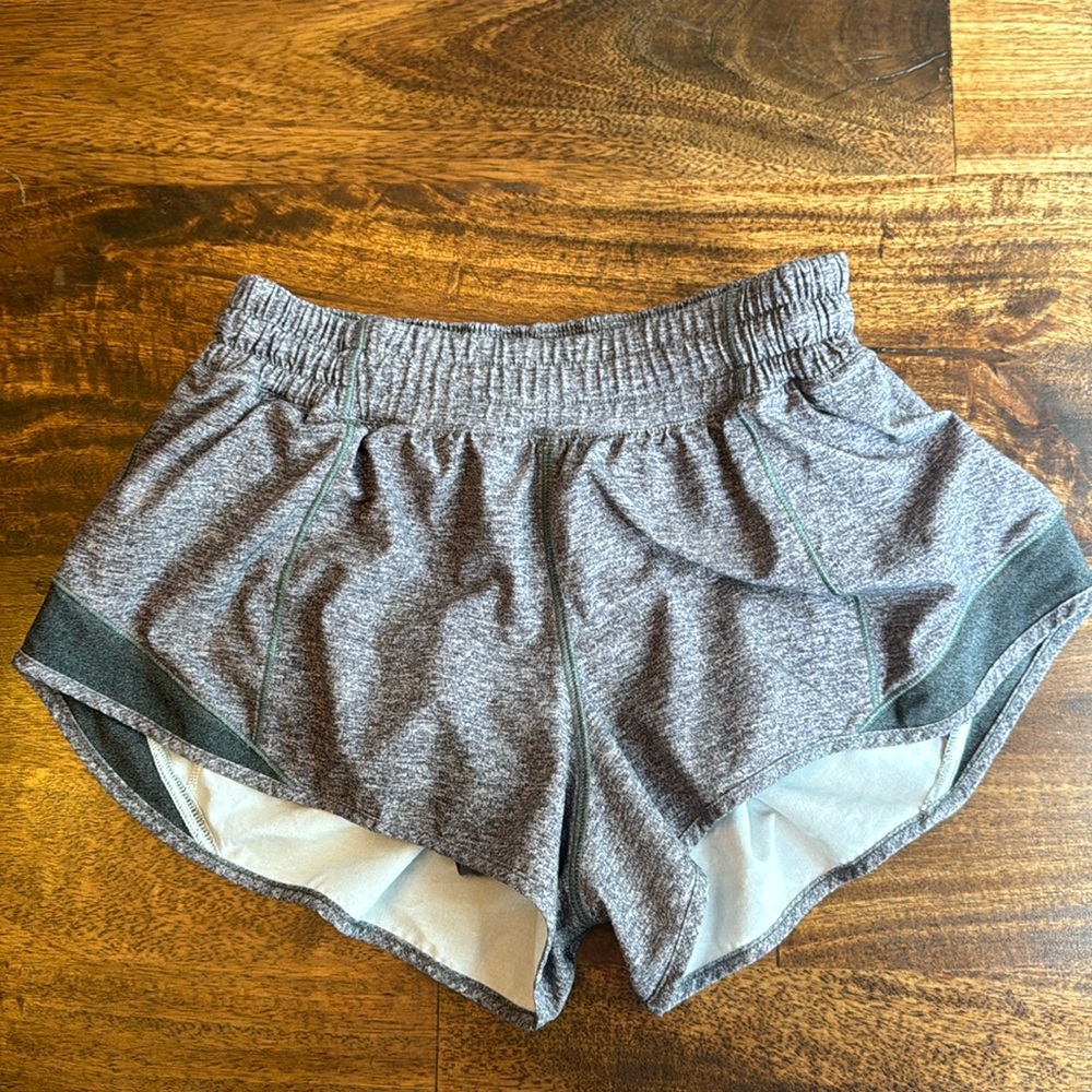 Lululemon Hotty Hot shorts